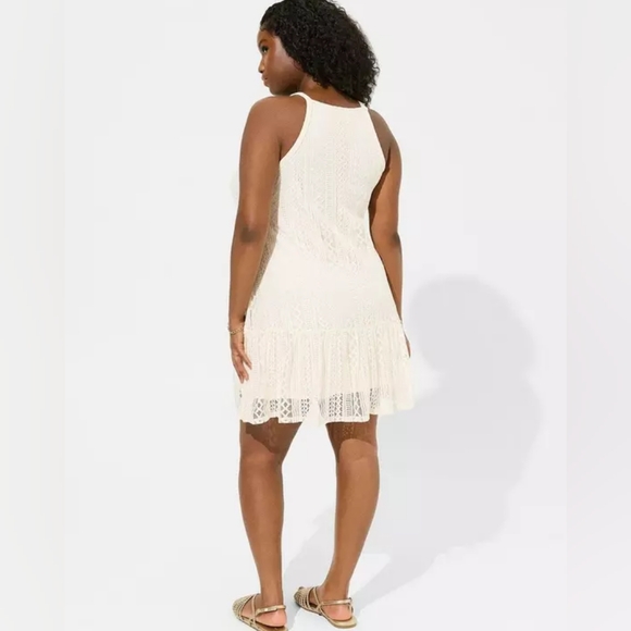 Chic Cream Lace Dress - Picture 2 of 4